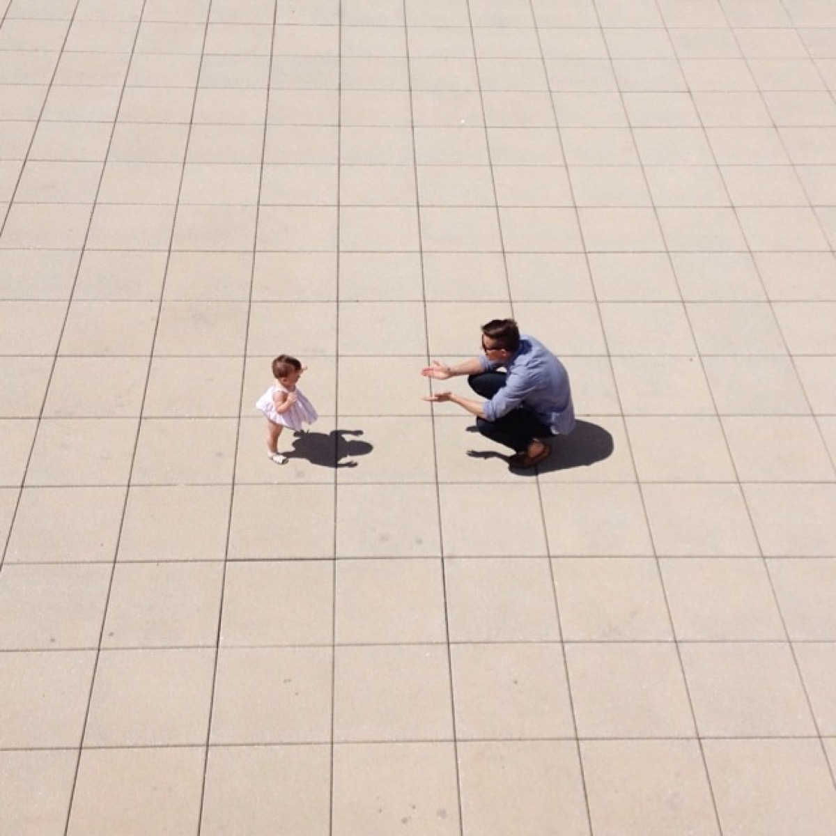 Amanda Jane Jones photo of daughter running into father's arms